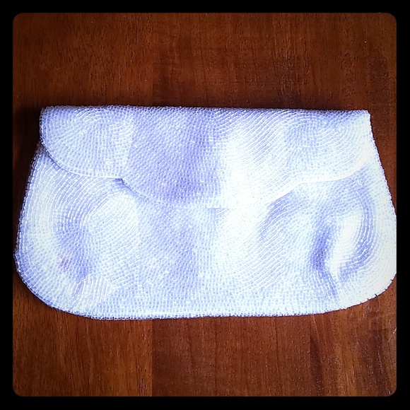 Vintage cream pearlescent beaded purse - Picture 1 of 8